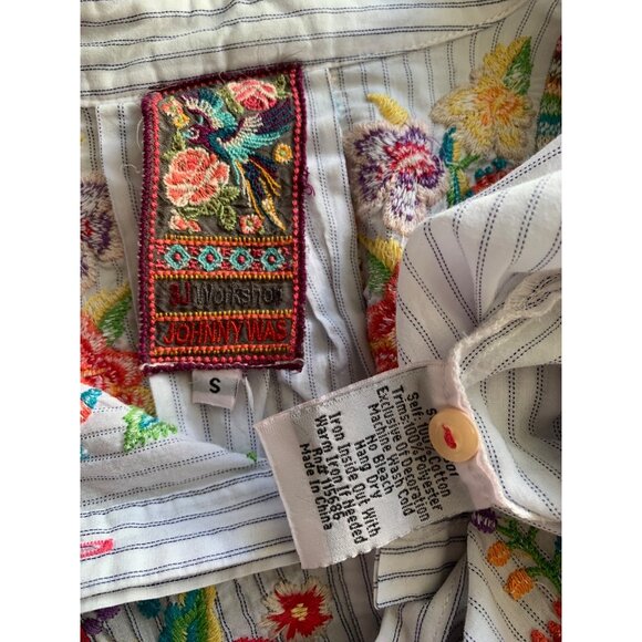 Johnny Was Small Cotton Striped WITH EMBROIDERED FLOWERS Tunic Tops - Picture 11 of 11